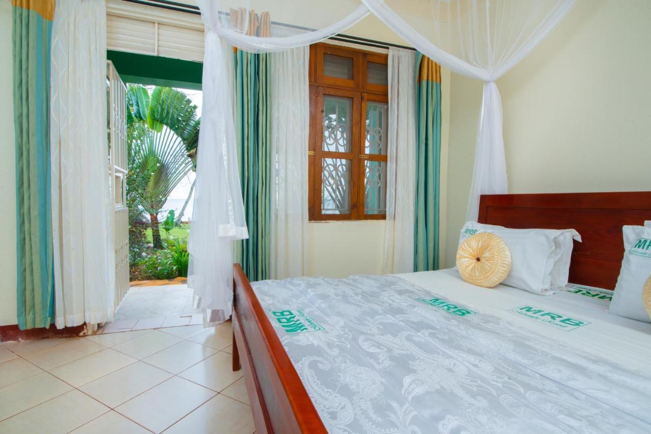 Mirembe Resort Beach Hotel Kalangala Exterior foto