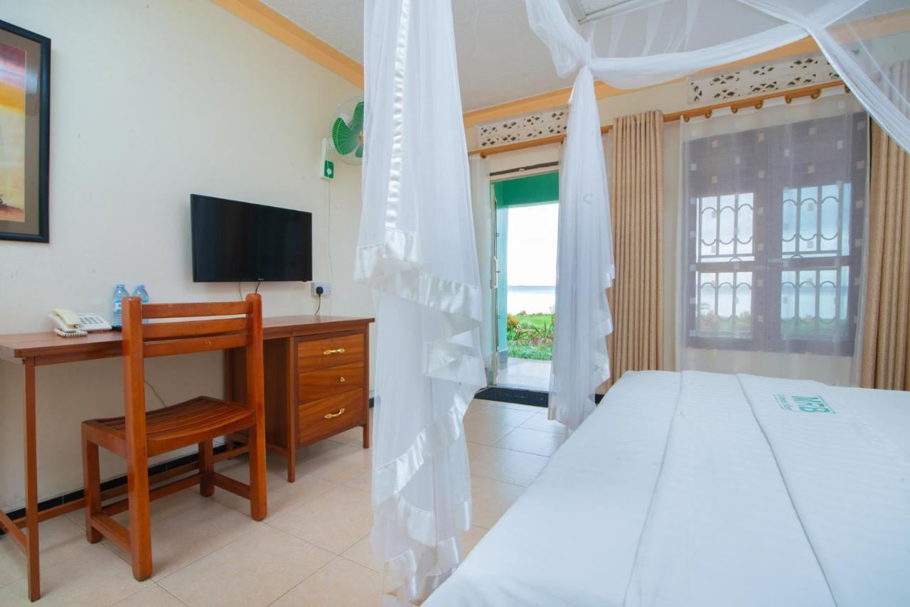 Mirembe Resort Beach Hotel Kalangala Exterior foto